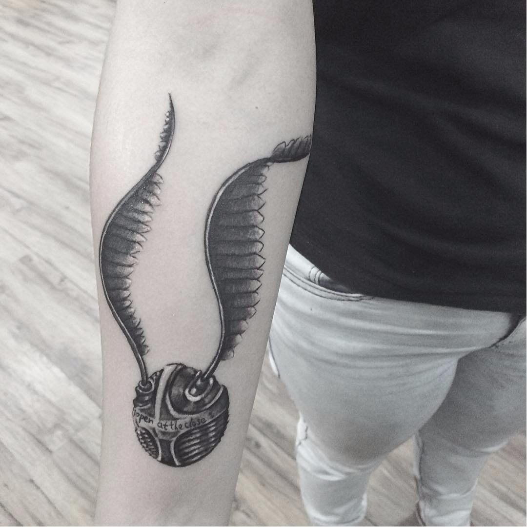 25 tatuagens inspiradas em Harry Potter Livro Café